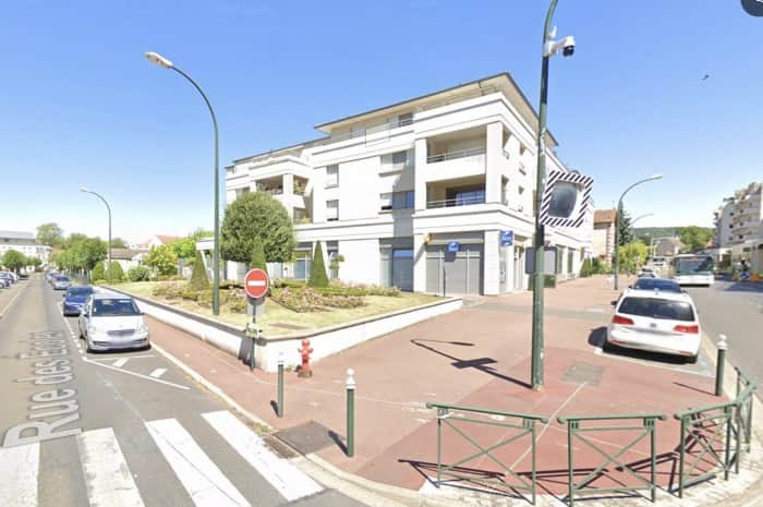Local commercial · 95 m² · Location — photo 1