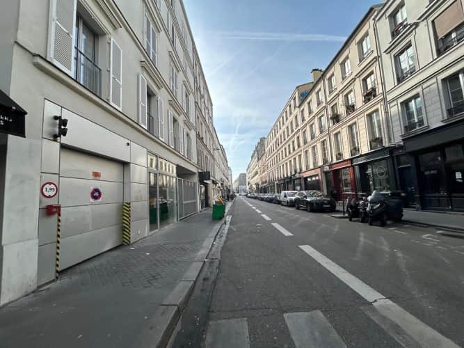 Local commercial · 190 m² · Cession de bail — photo 1