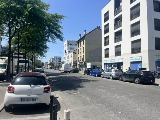 Local commercial · 204 m² · Fonds de commerce — photo 1