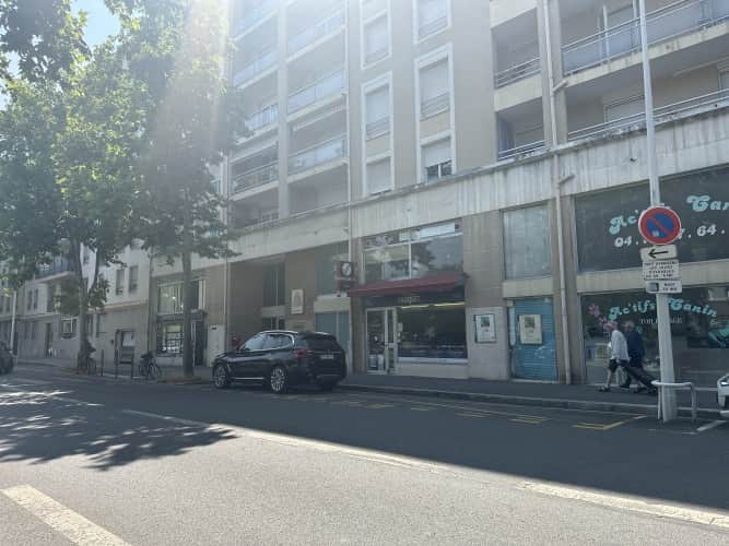 Murs commerciaux · 80 m² · Achat des murs — photo 1