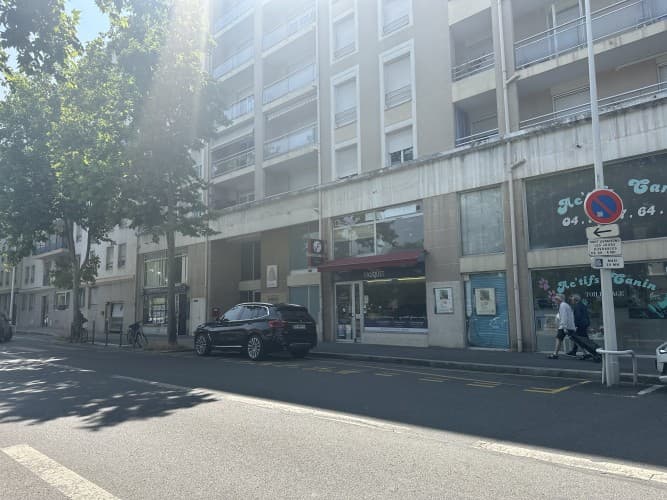 Murs commerciaux · 80 m² · Achat des murs — photo 1