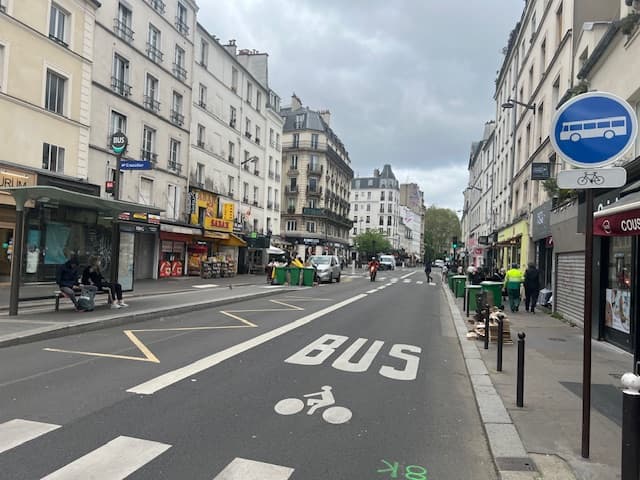 Local commercial · 98 m² · Fonds de commerce — photo 1
