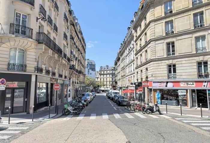 Murs commerciaux · 77 m² · Achat des murs — photo 1