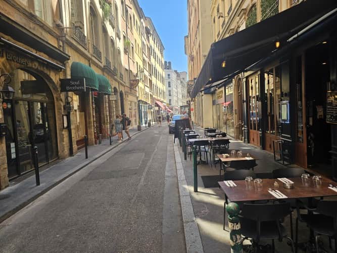 Local commercial · 75 m² · Cession de bail — photo 1