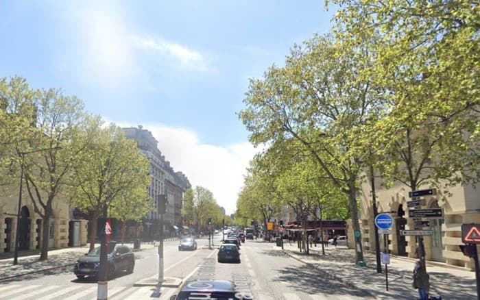Local commercial · 38 m² · Location — photo 1