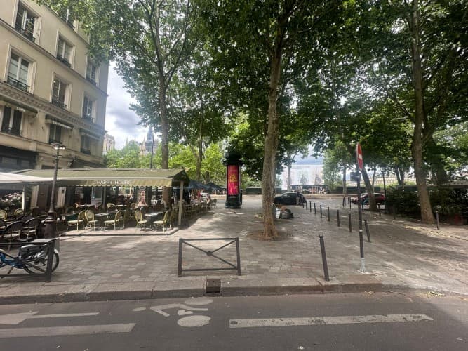 Local commercial · 105 m² · Fonds de commerce — photo 1