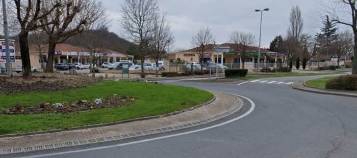 Local commercial · 250 m² · Fonds de commerce — photo 1