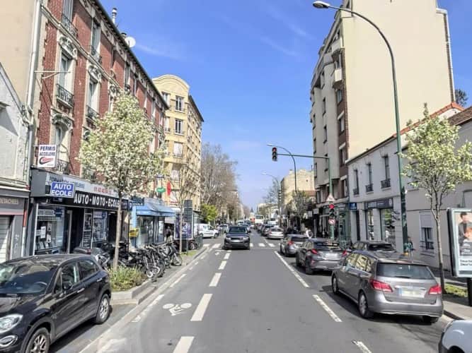 Local commercial · 105 m² · Cession de bail — photo 1