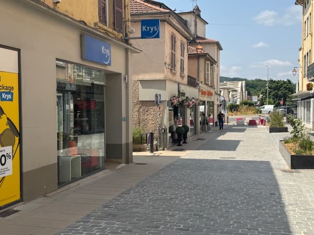 Local commercial · 75 m² · Cession de bail — photo 1