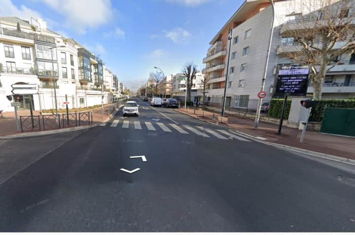 Local commercial · 274 m² · Location — photo 1