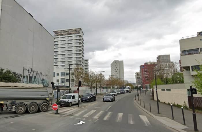 Local commercial · 121 m² · Location — photo 1