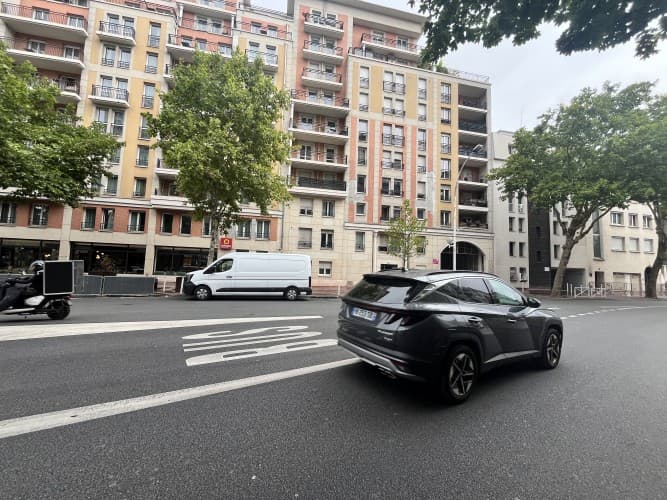 Local commercial · 105 m² · Cession de bail — photo 1