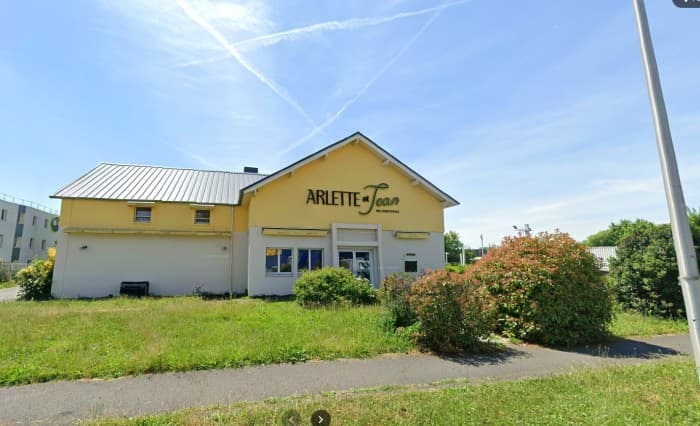 Murs commerciaux · 274 m² · Achat des murs — photo 1