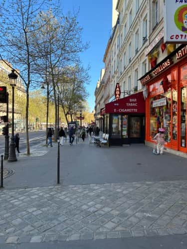 Local commercial · 25 m² · Cession de bail — photo 1