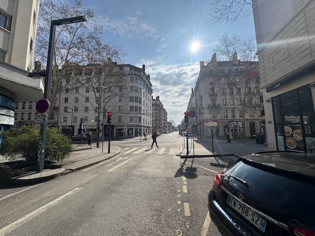 Local commercial · 184 m² · Fonds de commerce — photo 1