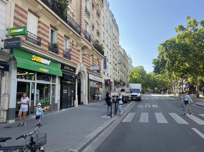 Local commercial · 80 m² · Cession de bail — photo 1