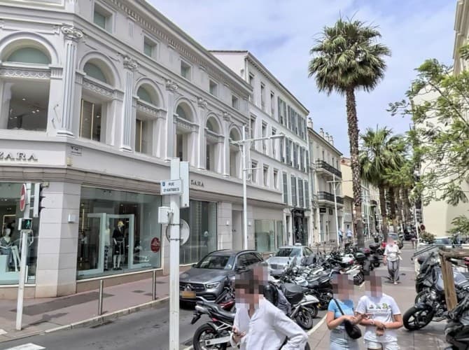 Local commercial · 229 m² · Cession de bail — photo 1