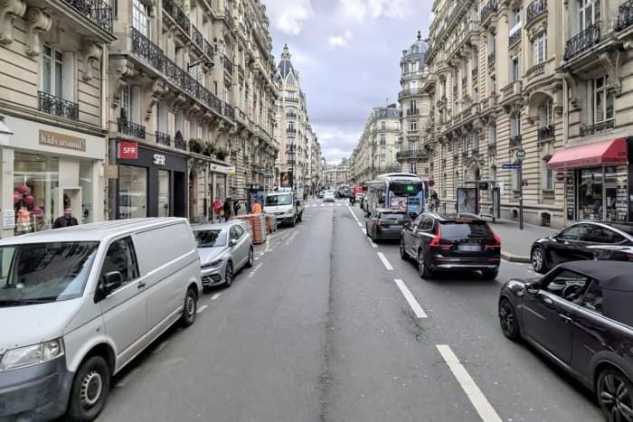 Local commercial · 64 m² · Cession de bail — photo 1