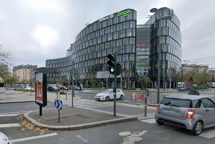 Murs commerciaux · 670 m² · Achat des murs — photo 1