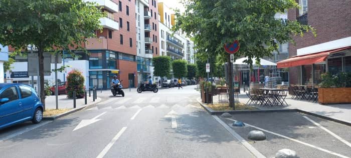 Local commercial · 125 m² · Location — photo 1