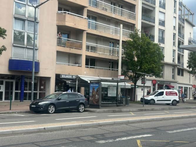 Local commercial · 40 m² · Cession de bail — photo 1