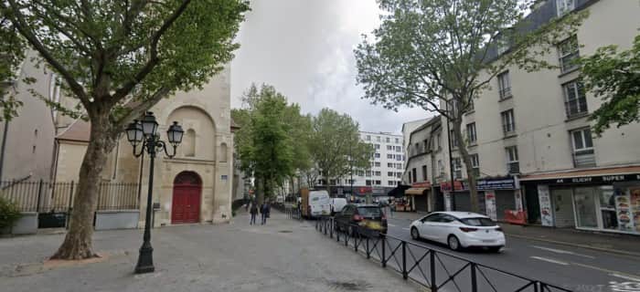 Local commercial · 105 m² · Location — photo 1