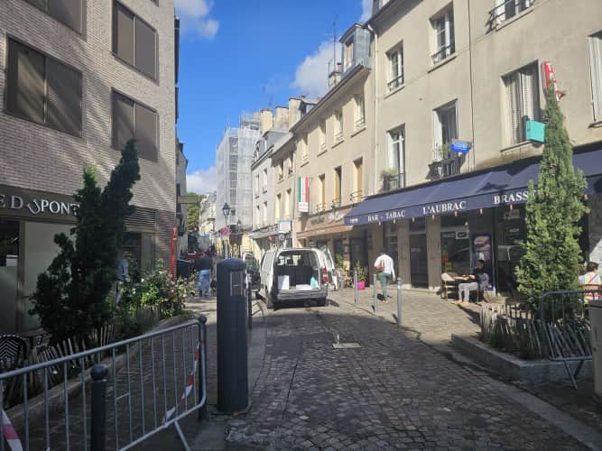 Local commercial · 136 m² · Fonds de commerce — photo 1