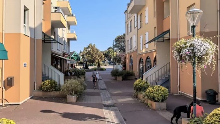 Local commercial · 60 m² · Cession de bail — photo 1