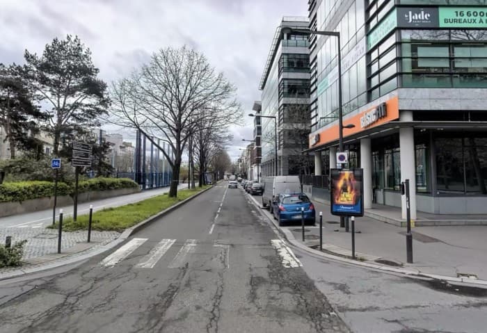 Murs commerciaux · 1713 m² · Achat des murs — photo 1