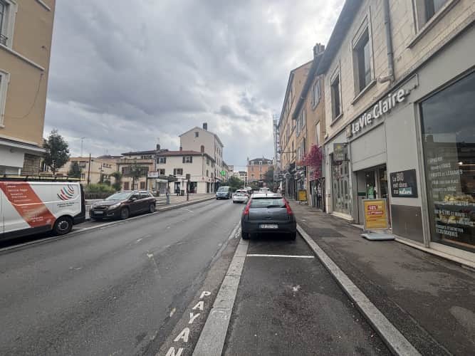 Local commercial · 70 m² · Location — photo 1