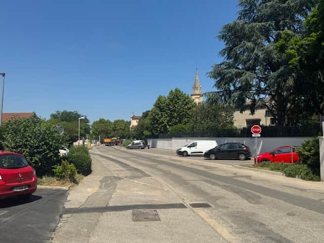 Local commercial · 47 m² · Location — photo 1