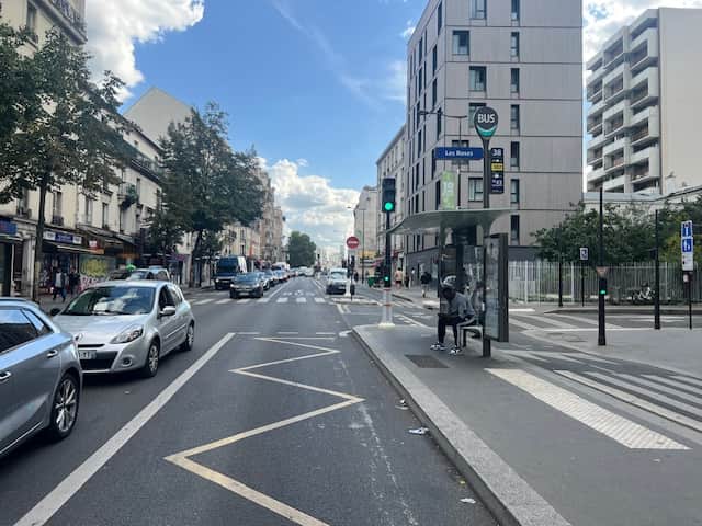 Local commercial · 110 m² · Fonds de commerce — photo 1