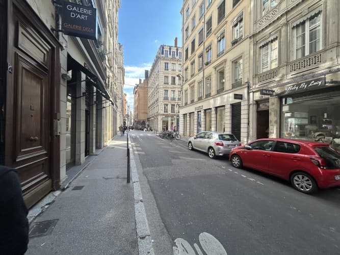 Local commercial · 75 m² · Cession de bail — photo 1