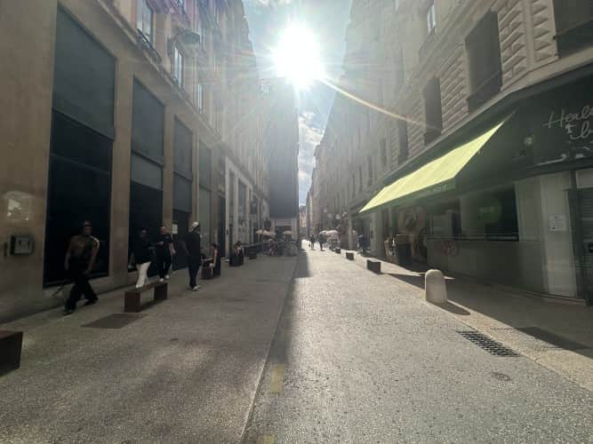Local commercial · 95 m² · Cession de bail — photo 1