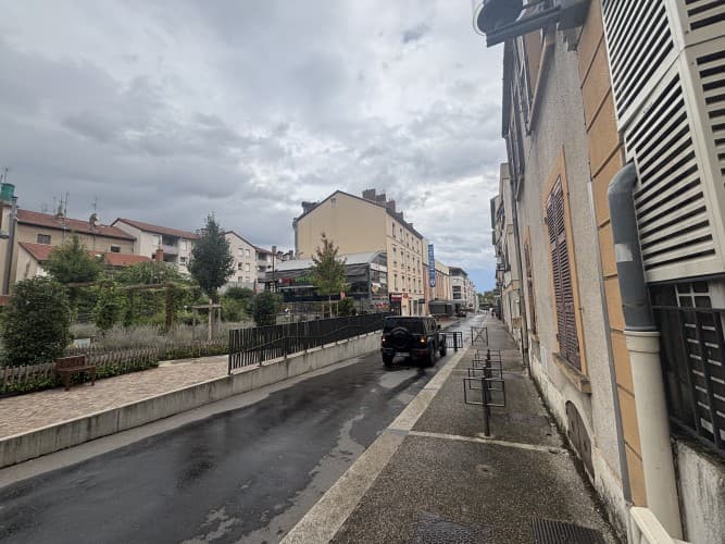 Local commercial · 70 m² · Cession de bail — photo 1