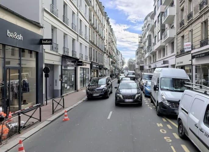 Local commercial · 201 m² · Cession de bail — photo 1