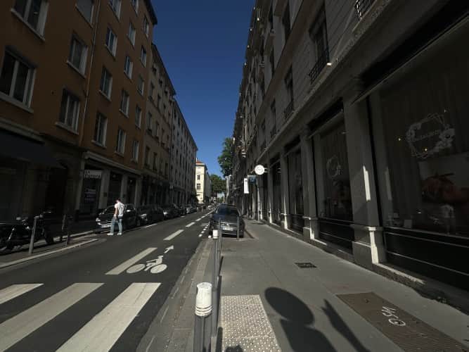 Local commercial · 72 m² · Cession de bail — photo 1
