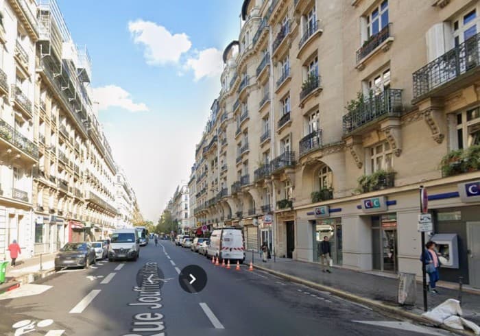 Local commercial · 115 m² · Cession de bail — photo 1