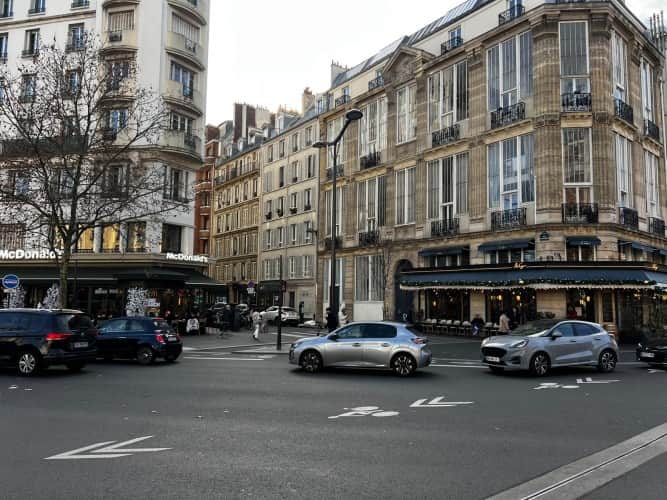 Murs commerciaux · 141 m² · Achat des murs — photo 1