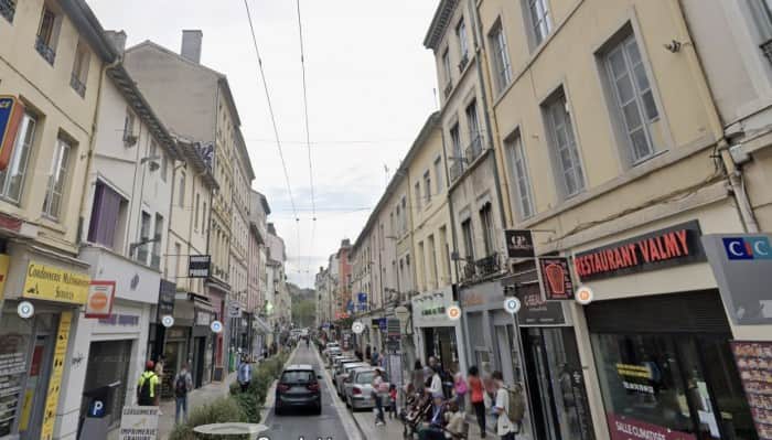 Local commercial · 160 m² · Cession de bail — photo 1