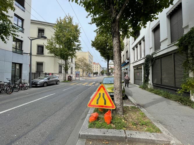 Local commercial · 90 m² · Fonds de commerce — photo 1