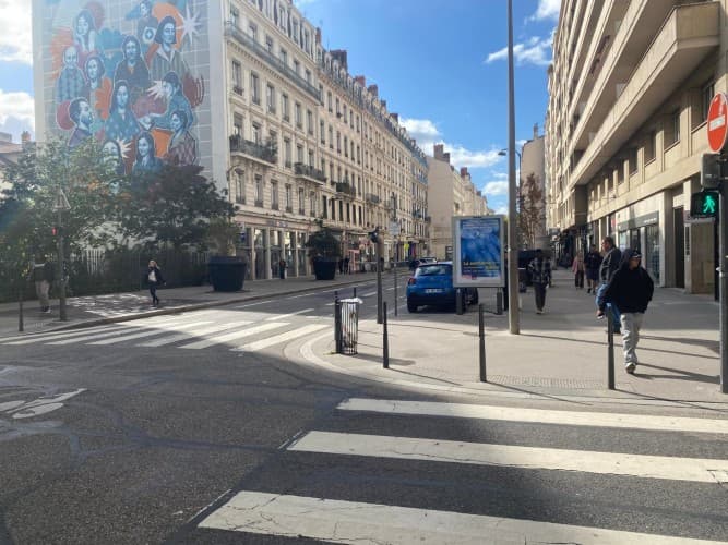 Local commercial · 140 m² · Fonds de commerce — photo 1