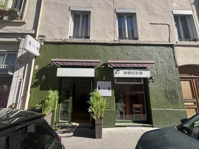 Local commercial · 130 m² · Fonds de commerce — photo 1
