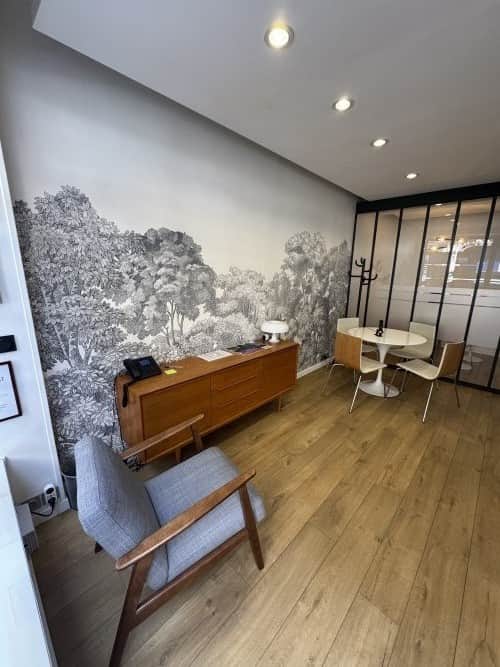 Local commercial · 59 m² · Location — photo 1