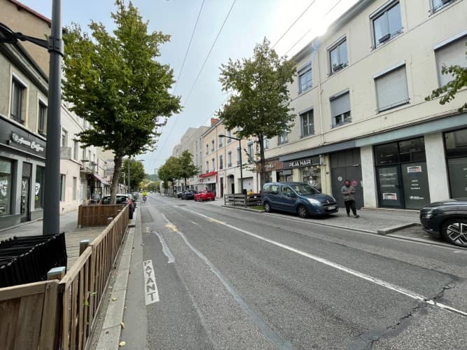 Local commercial · 120 m² · Fonds de commerce — photo 1