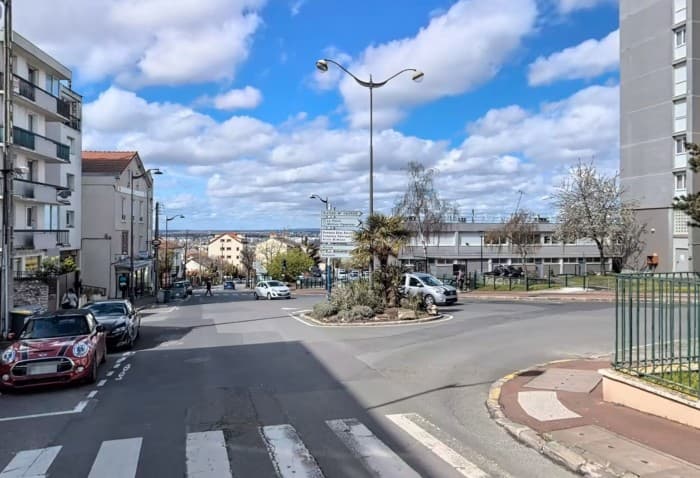 Local commercial · 93 m² · Cession de bail — photo 1