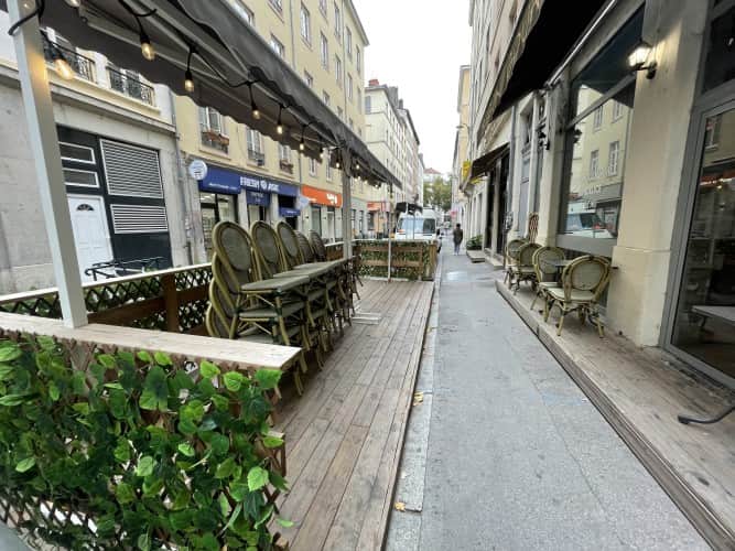 Local commercial · 97 m² · Fonds de commerce — photo 1