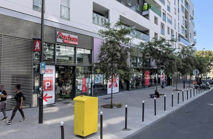 Local commercial · 65 m² · Location — photo 1