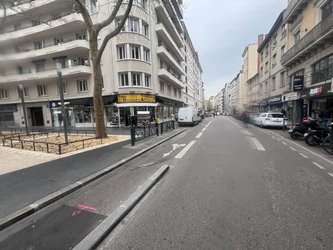 Local commercial · 206 m² · Fonds de commerce — photo 1