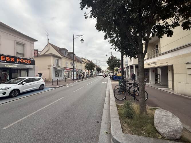 Murs commerciaux · 97 m² · Achat des murs — photo 1